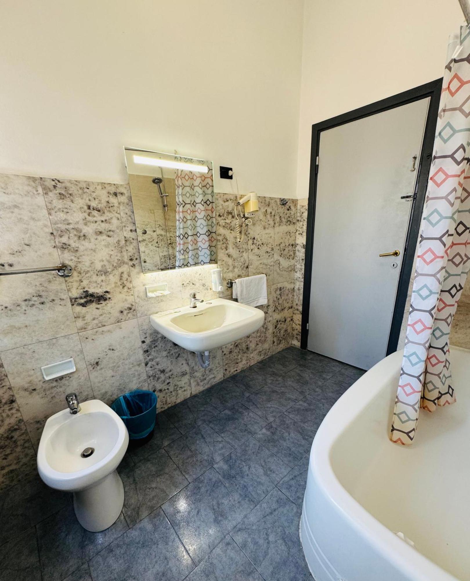 Bovisa House B&B Private Rooms 밀라노 외부 사진