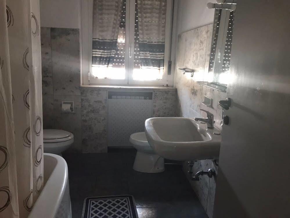 Bovisa House B&B Private Rooms 밀라노 외부 사진